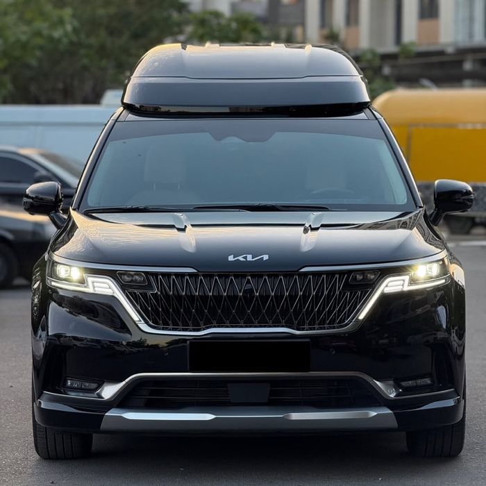 Kia carnival hi limousin original 2022