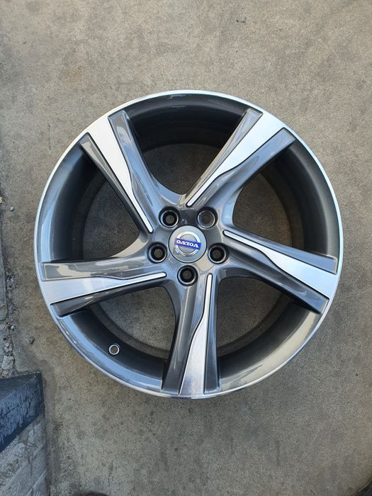 jante originale volvo  pe 18 pt XC 60 sau V40