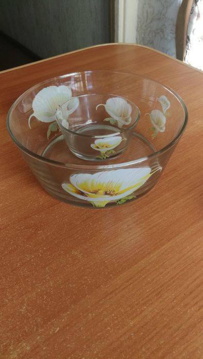 Салатницы 3 набора новые