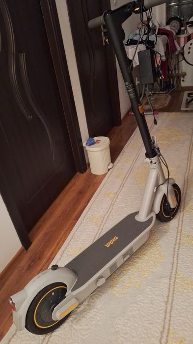 Trotineta Ninebot Noua