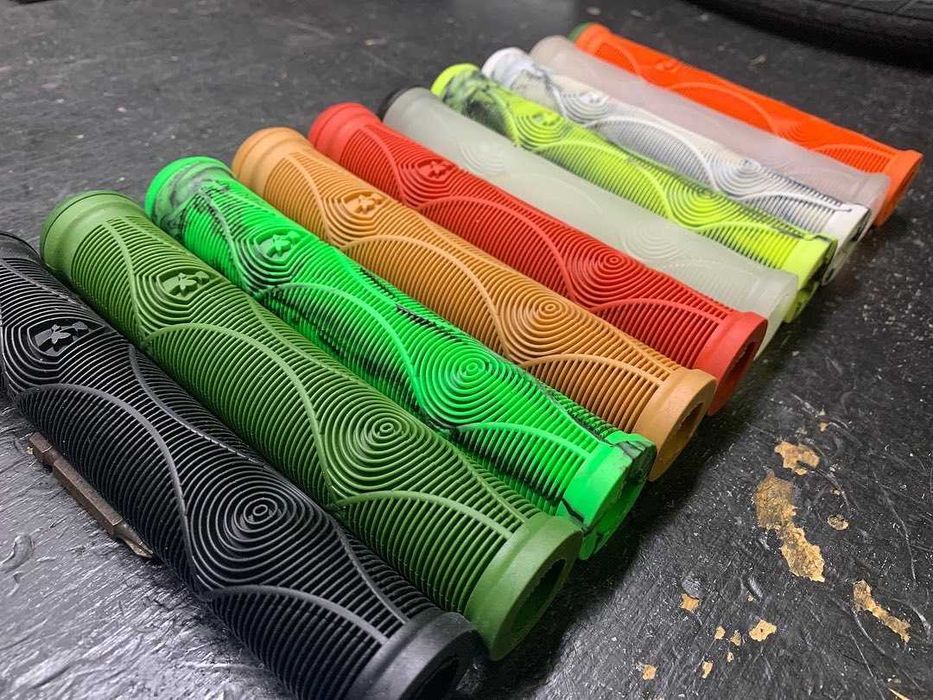 НОВИ Грипове SUBROSA GENETIC Дръжки за BMX / БМХ колело