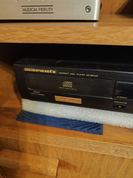 Топовый СД проигрыватель marantz CD-63mkll..