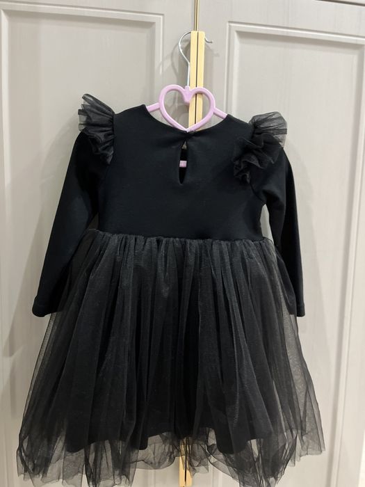 Нарядное платье для девочки.