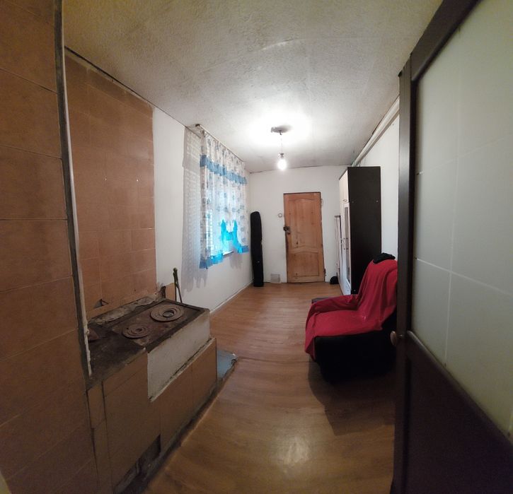 Продается 6 комнатный дом