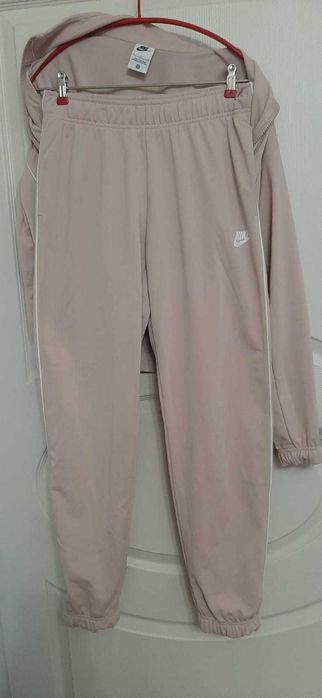 Дамски анцунг Nike