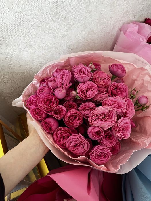 Гүлдер сатылады . Бүгін келген 5 мың