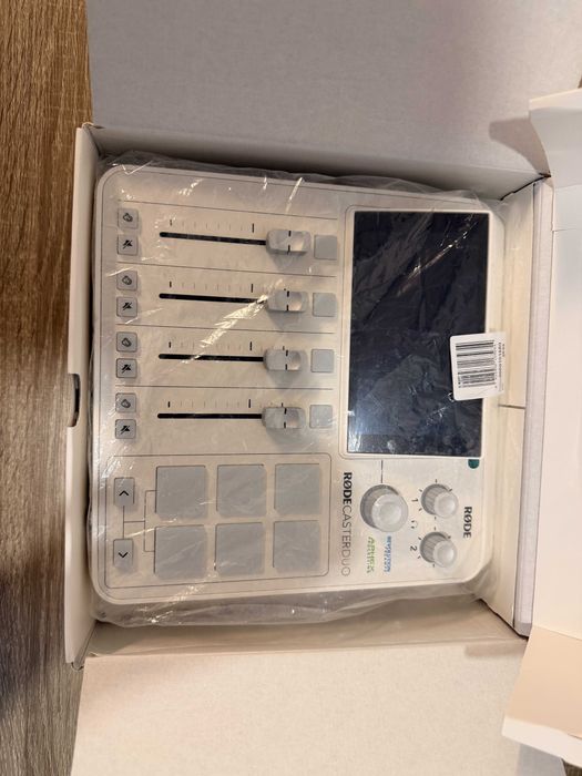 RØDE RODECaster Duo – Studio Audio Integrat (Nou / La Cutie)