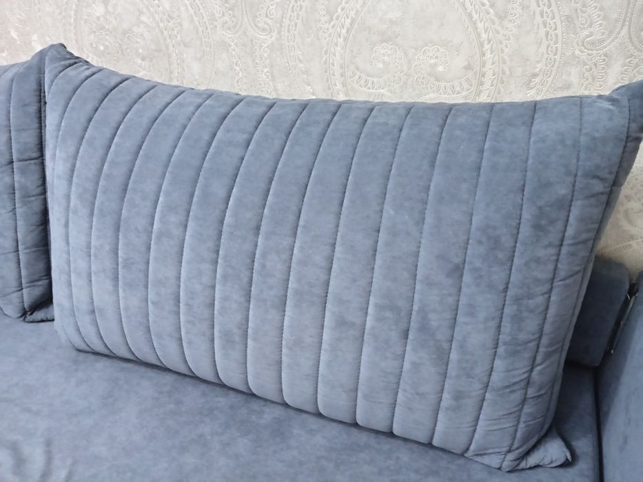 Продам Диван 3 м