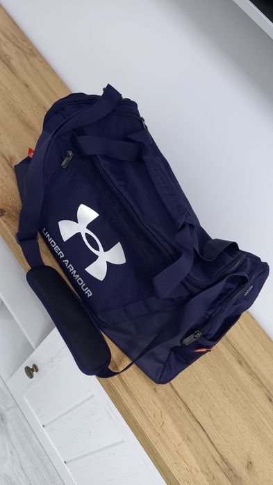 Geanta sport Under Armour Undeniable 5.0 S
