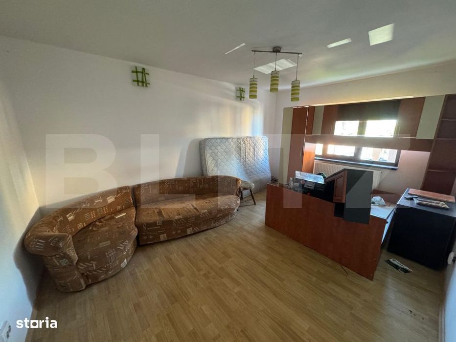 Casa cu 5 camere,  curte 650 mp, zona Bariera Valcii