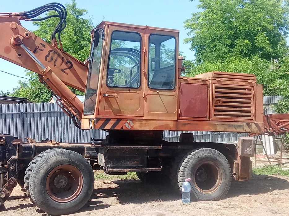 Excavator Promex 802