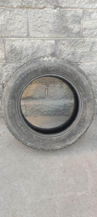 Продам шины двух видов.