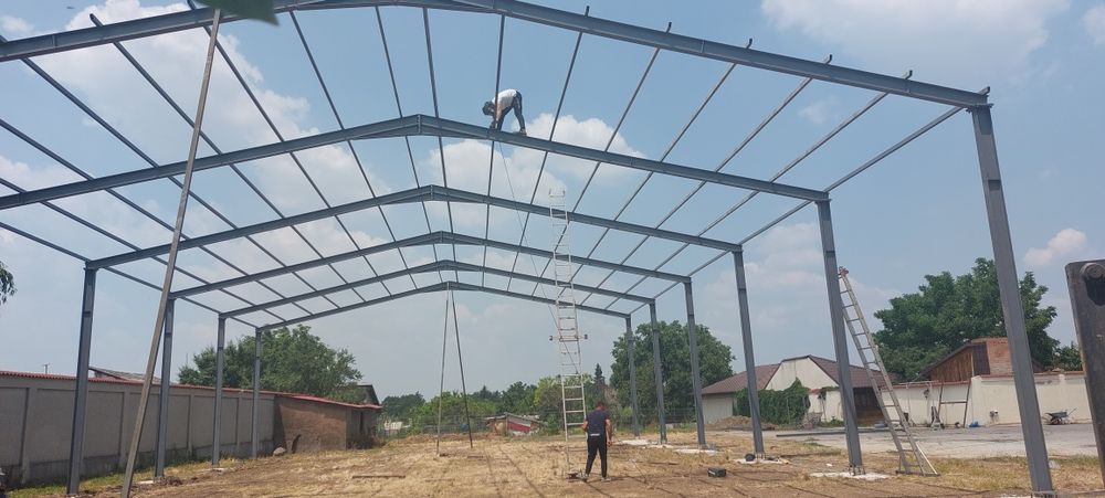 Vand structura metalica avem mai multe mărimi la comanda