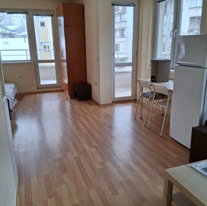 Дава се под наем Едностаен апартамент в София, Редута - 38 кв.м за 433.5 € - Снимка #1