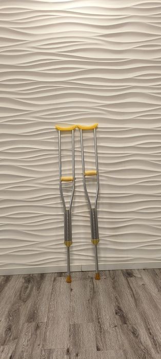 Костыли новые качественные