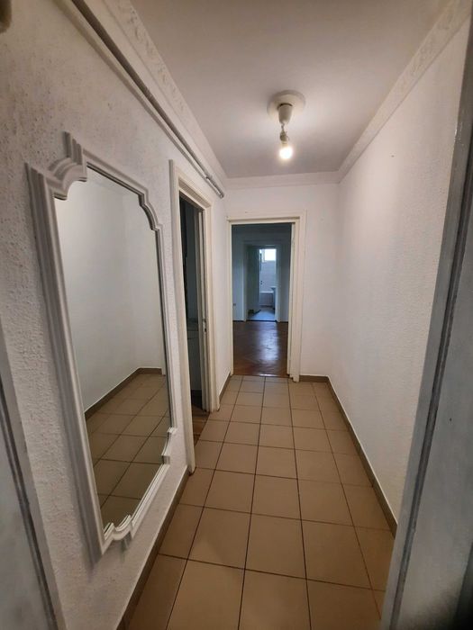 Inchiriez Apartament 3 camere BRAILA