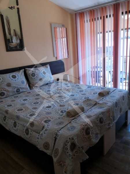 Продава се Хотел в Царево - 360 кв.м за 598 €/кв.м - Снимка #1