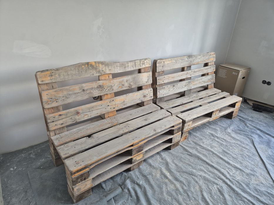 Mobilier din europaleti