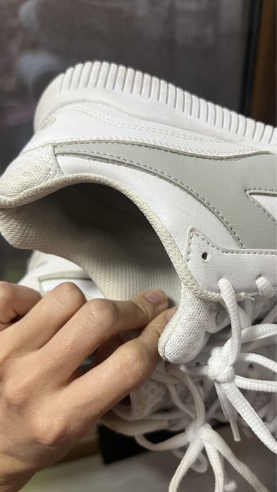 Кроссовки DIODORA