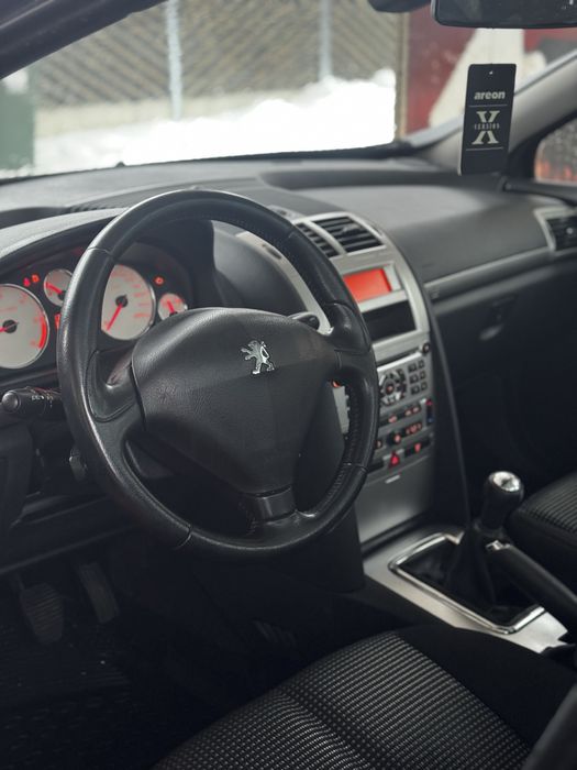 Vând Peugeot 407