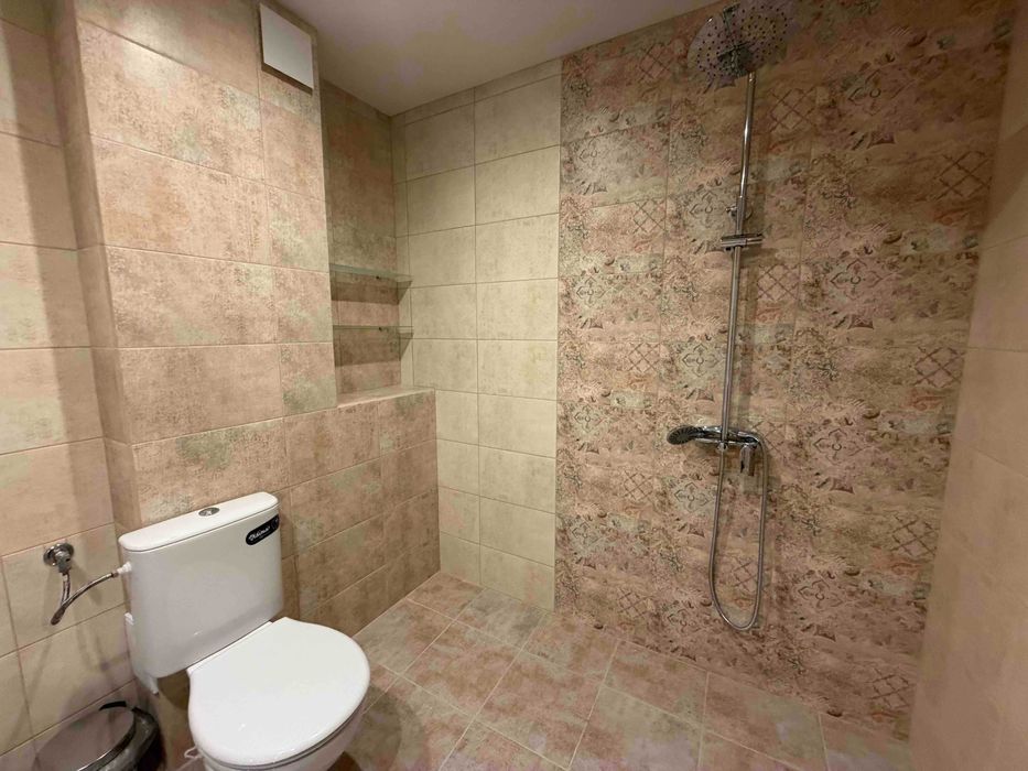 Продава се Тристаен апартамент в Велико Търново, Колю Фичето - 106 кв.м за 1595 €/кв.м - Снимка #12