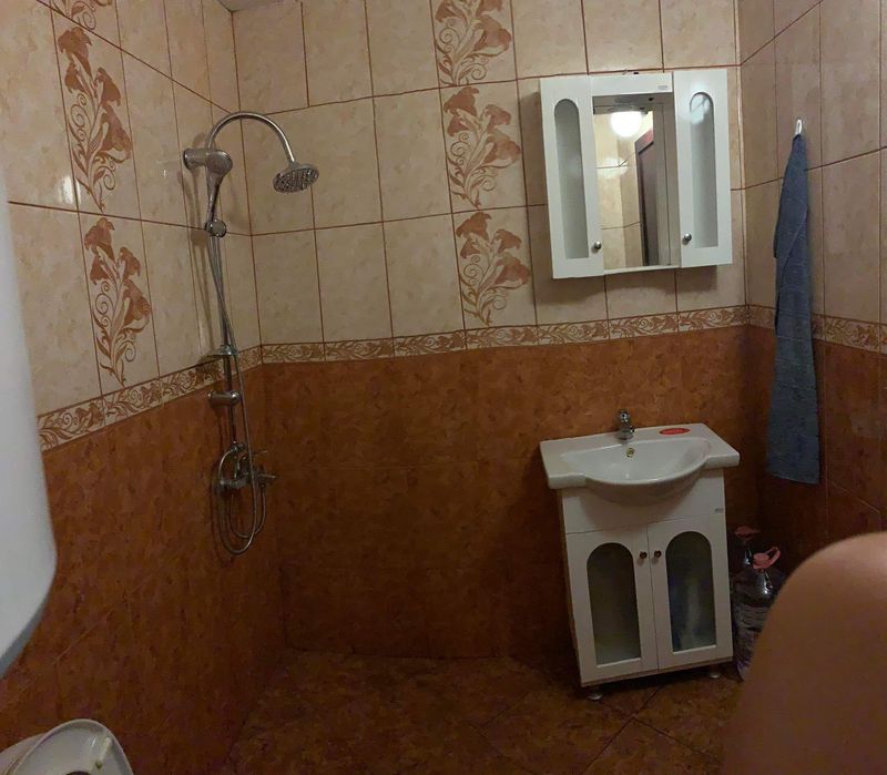 Дава се под наем Двустаен апартамент в Велико Търново, Колю Фичето - 69 кв.м за 280.5 € - Снимка #6