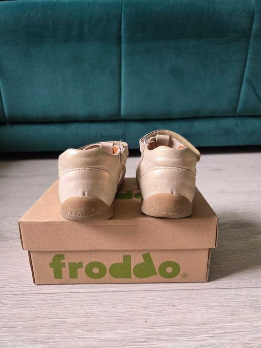 Sandale fete Froddo piele auriu Marime 21