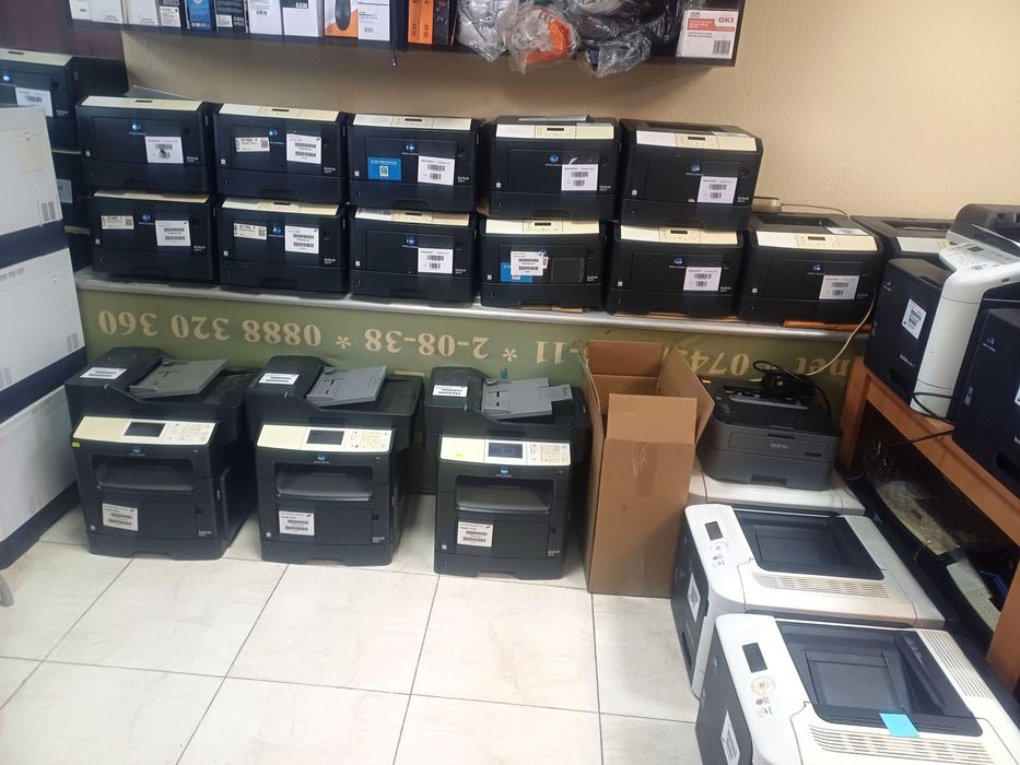 Цветни и моно Лазарен принтер и принтер/копир/скенер А4 Коника Минолта