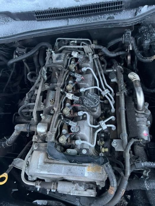 DEZMEMBREZ Piese Lexus is220d Motor 2.2 Diesel 177 CP Injectoare Electrice cu fir Cutie de viteze Manuala