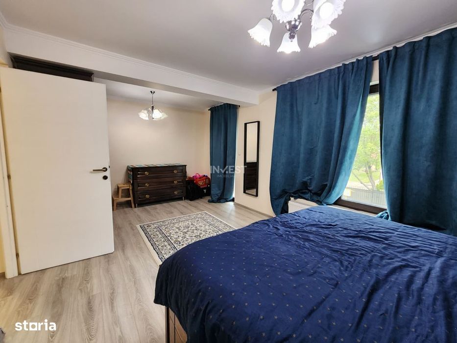 Casa de vanzare 120mp utili, 3 bai zona Valea Adanca-Mega Image
