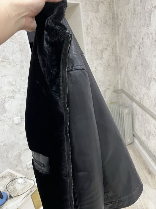 Кожаный куртка