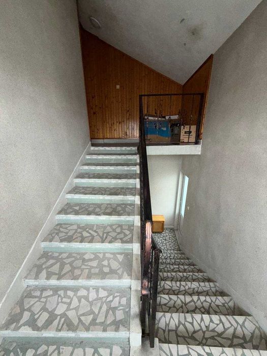 Триетажна къща в Центъра на гр.Свиленград,обл.Хасково