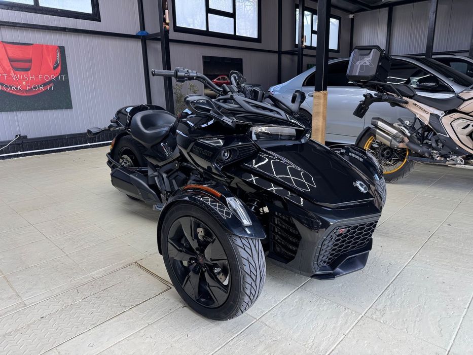 Can-Am Spyder
