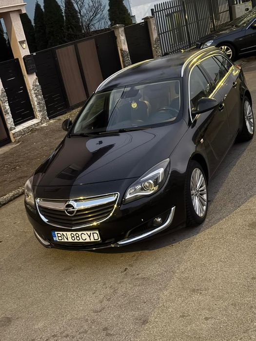 Opel insignia. 2015