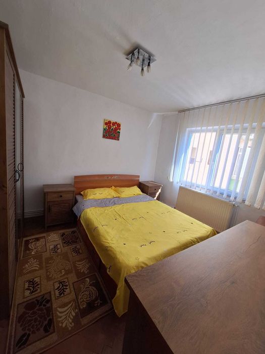 Se oferă spre închiriere apartament cu doua camere, situat în zona Lido - 9 Mai, Târgu Jiu