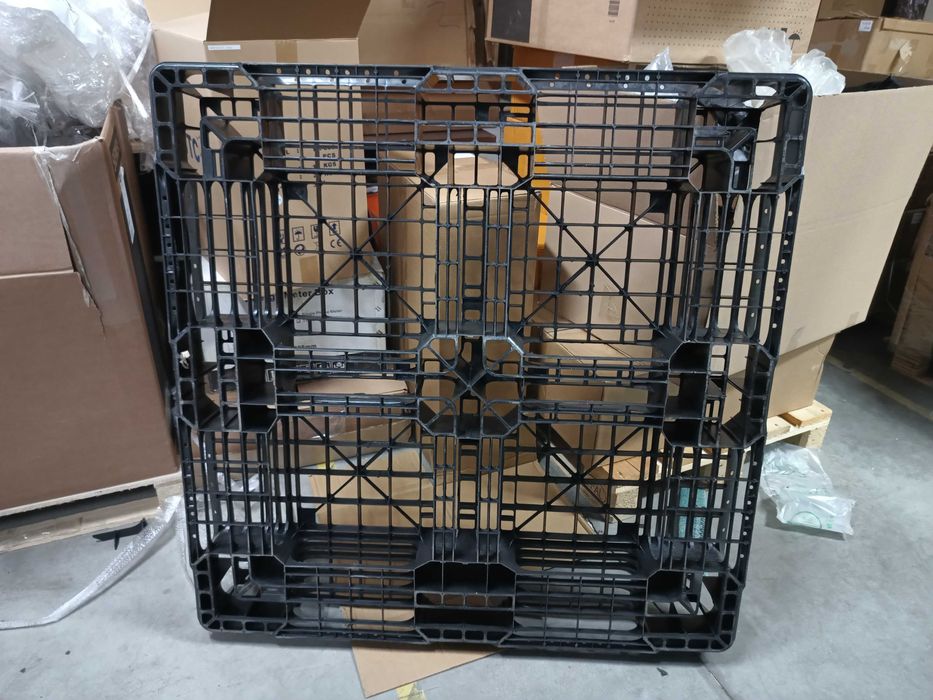 Vând paleți euro și noneuro,