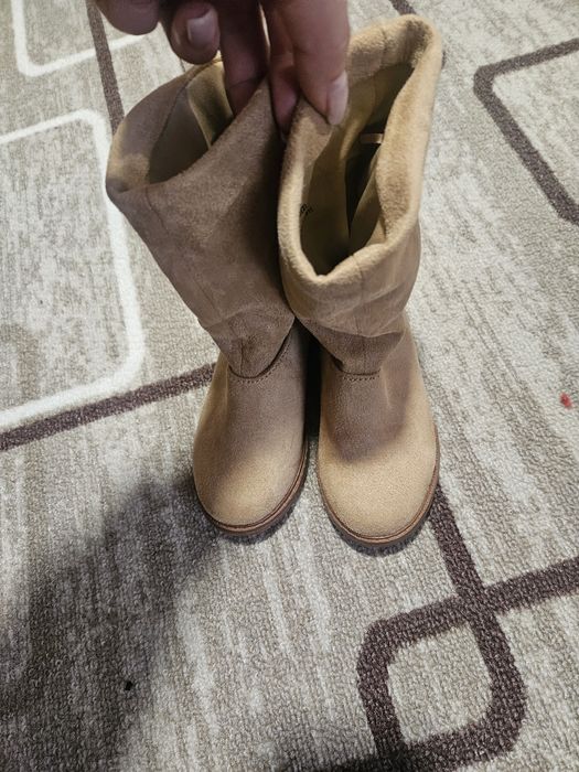 Cizmulite fetite nr 24 H&M