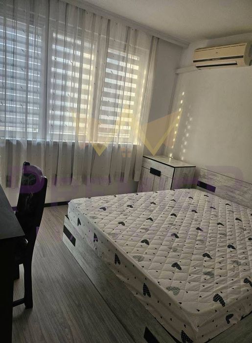 Дава се под наем Четиристаен апартамент в Варна, Лятно кино Тракия - 100 кв.м за 765 € - Снимка #5