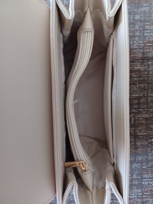 Чанта кожа DeeZee нова