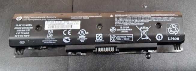 Продавам лаптоп 17 инч HP Pavilion 17-e125ez за части в отлично състоя