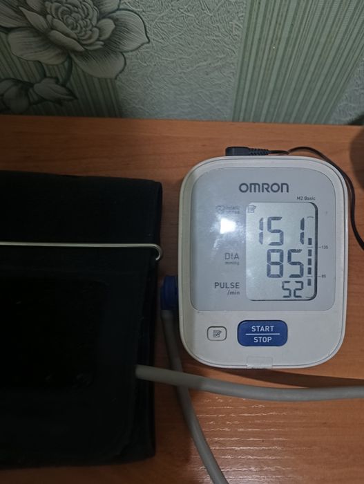 Продам тонометр Omron оригинал