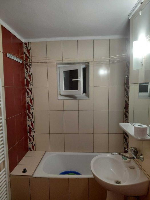 Inchiriez apartament 2 camere-Craiova-cartier 1 Mai , tel.0740828150