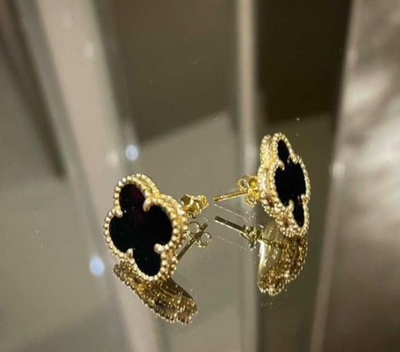 Нова гривна van cleef