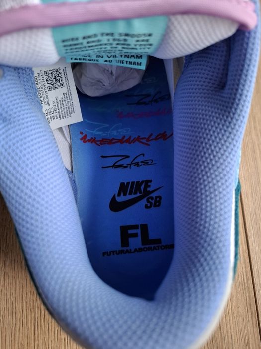 Nike dunk low bleached aqua