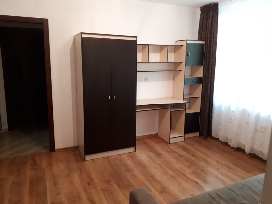 Inchiriez apartament