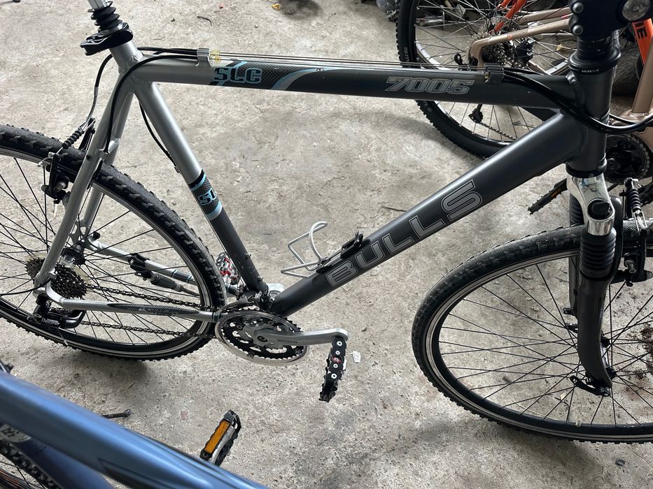 Bicicletă 28’ Aluminiu series   Shimano Deore import Germania
