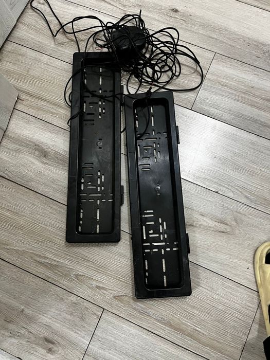 Продам шторки подномерники