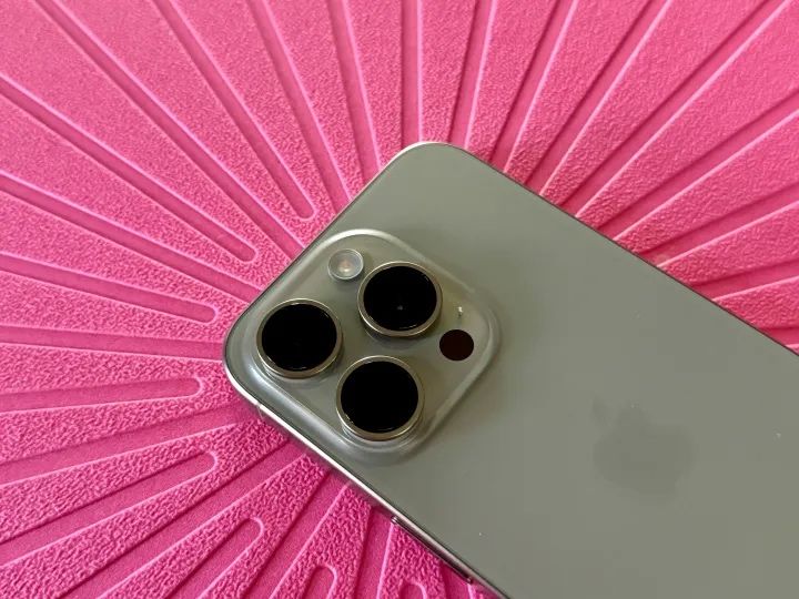 IPhone 15 Pro 256 Titan обмен на 16 pro max