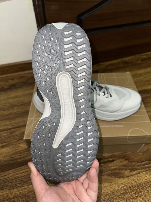 Li ning Soft modeli ORIGINAL ! 100%. Rasmiy dokonidan xarid qilingan