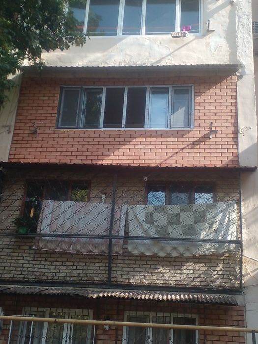 Кладка кирпич балкона